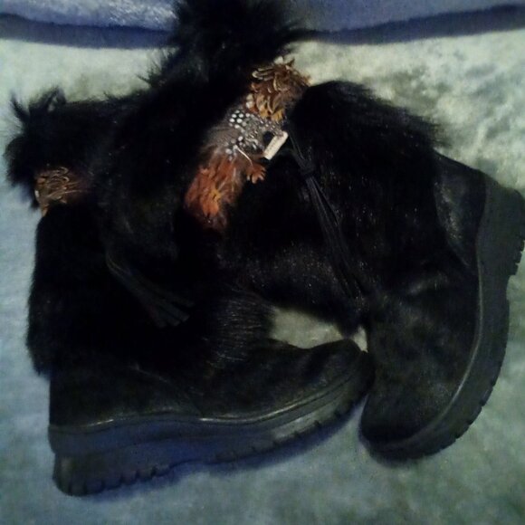BearPaws Fur Boots Size 6 - Picture 6 of 8